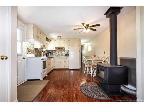 425 Kingsley Rd, Douglas, NB 