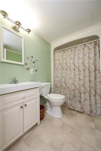 425 Kingsley Rd, Douglas, NB 