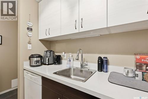 310C 3302 33Rd Street W, Saskatoon, SK - Indoor Photo Showing Kitchen
