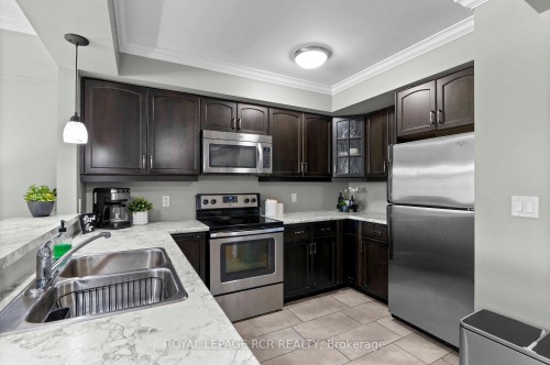 307-245 Scotland Street, Centre Wellington, ON - Indoor Photo Showing Kitchen With Stainless Steel Kitchen With Double Sink With Upgraded Kitchen