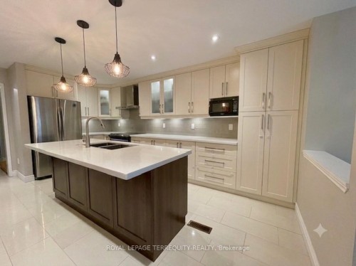 3813 Ridgepoint Way, Mississauga, ON 