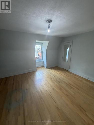 180 Second Avenue, Ottawa, ON - Indoor Photo Showing Other Room