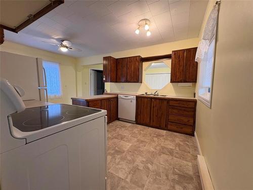 215 Rossmore Avenue, Killarney, MB 