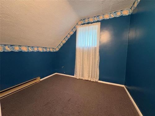 215 Rossmore Avenue, Killarney, MB 