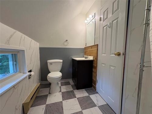 215 Rossmore Avenue, Killarney, MB 