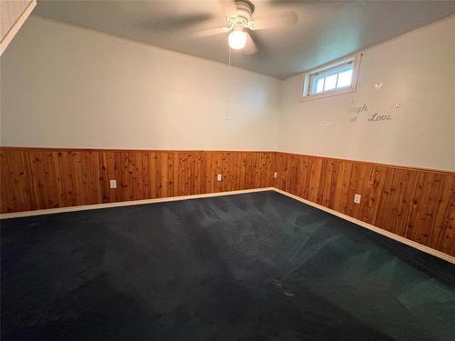 215 Rossmore Avenue, Killarney, MB 