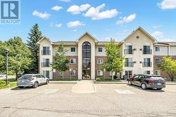 107 - 83 ASPEN SPRINGS DRIVE Clarington (Bowmanville), ON L1C 5J7