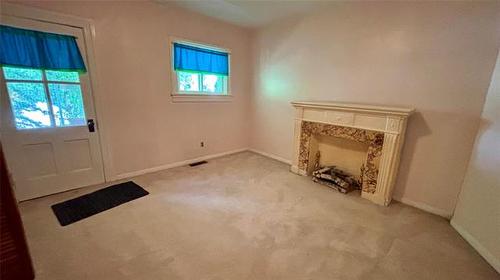117 Harvard Ave, Winnipeg, MB - Indoor Photo Showing Other Room