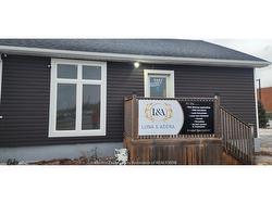 3-5467 TECUMSEH Road EAST Windsor, ON N8T 1C8
