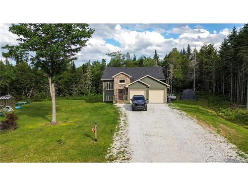 18 Castlewood Dr, Hampton, NB 