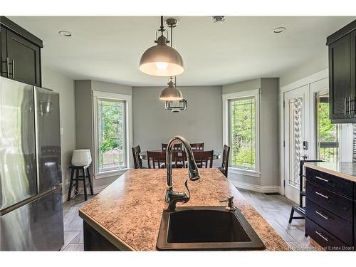 18 Castlewood Dr, Hampton, NB 