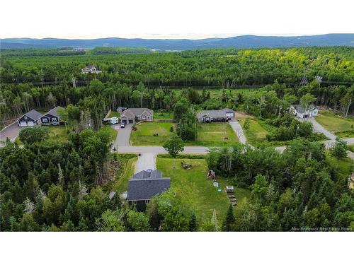 18 Castlewood Dr, Hampton, NB 