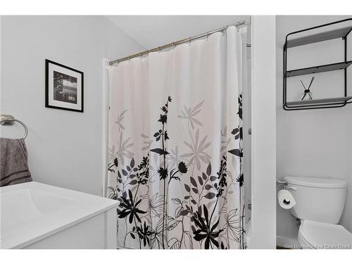 12-12A Weldon St, Sackville, NB 