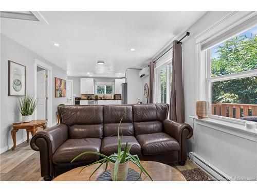 12-12A Weldon St, Sackville, NB 