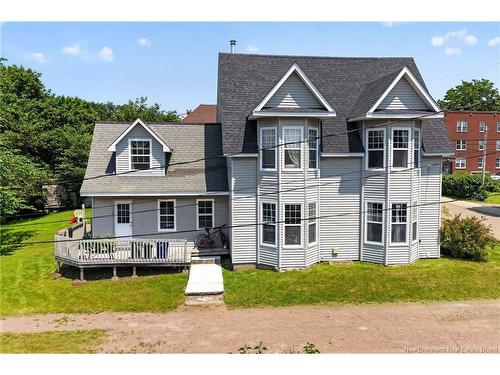 12-12A Weldon St, Sackville, NB 