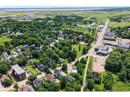 12-12A Weldon St, Sackville, NB 