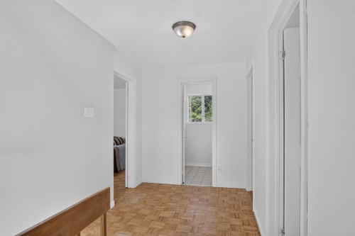 Corridor - 157 128E Avenue, Saint-Hippolyte, QC - Indoor Photo Showing Other Room