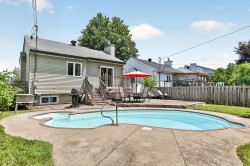 104 28e Avenue  Bois-Des-Filion, QC J6Z 4J1