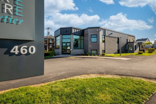 Front of Structure - 460 Rue Jacques-Cartier S., Saint-Jean-Sur-Richelieu, QC - Outdoor