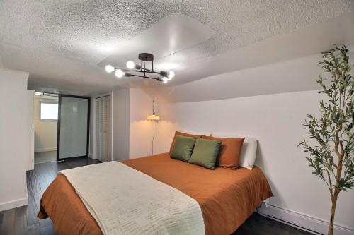 Chambre à coucher principale - 258 15E Rue, Val-D'Or, QC - Indoor Photo Showing Bedroom
