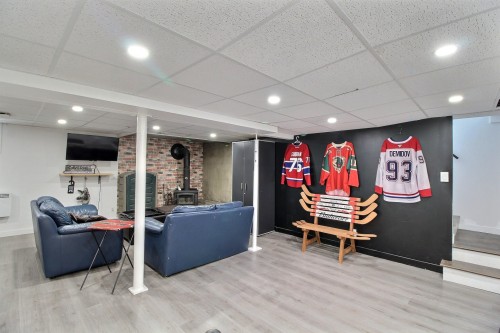 Salle familiale - 258 15E Rue, Val-D'Or, QC - Indoor Photo Showing Other Room