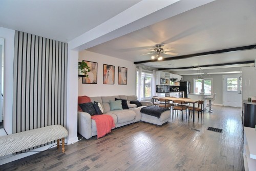 Vue d'ensemble - 258 15E Rue, Val-D'Or, QC - Indoor Photo Showing Living Room