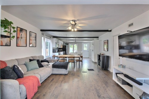 Vue d'ensemble - 258 15E Rue, Val-D'Or, QC - Indoor Photo Showing Living Room