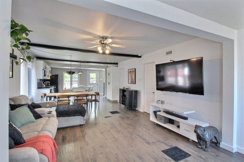Vue d'ensemble - 258 15E Rue, Val-D'Or, QC - Indoor Photo Showing Living Room