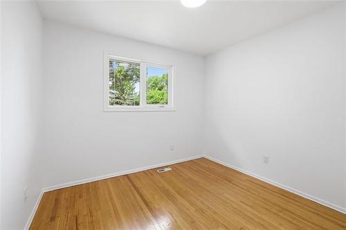 308 Lake Ridge Rd, Winnipeg, MB 