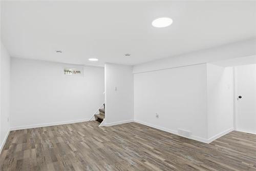 308 Lake Ridge Rd, Winnipeg, MB 