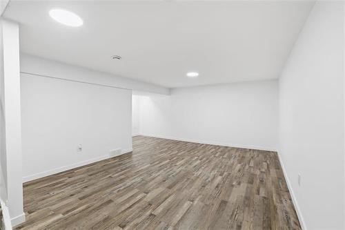308 Lake Ridge Rd, Winnipeg, MB 