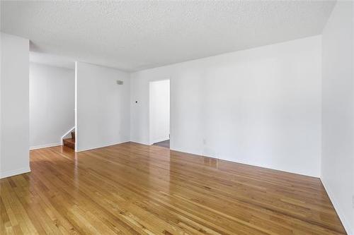 308 Lake Ridge Rd, Winnipeg, MB 