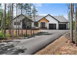 104 Rue Paris ST  Irishtown, NB E1H 0H8