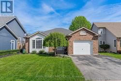 1052 VANSICKLE ROAD N  St. Catharines (Grapeview), ON L2S 2X3
