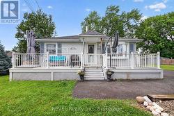 3262 YOUNG AVENUE Fort Erie (Ridgeway), ON L0S 1N0