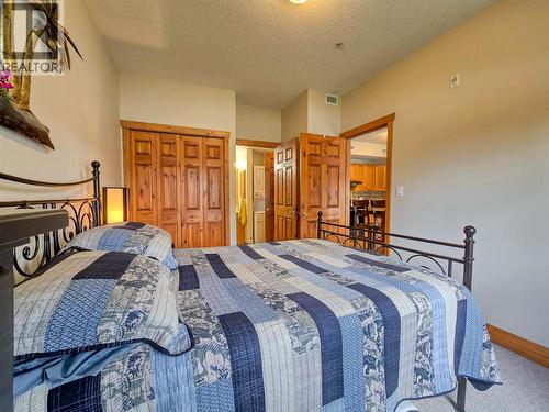 701 14A Crescent Unit# 102, Invermere, BC 