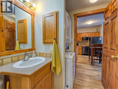 701 14A Crescent Unit# 102, Invermere, BC 