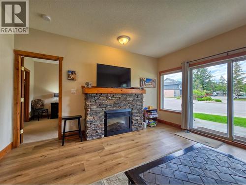 701 14A Crescent Unit# 102, Invermere, BC 