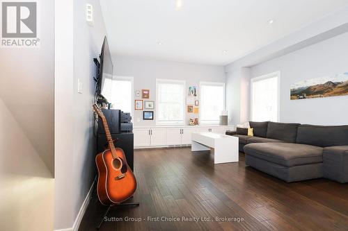 Living Room - 11 John Russell Lane, Kitchener, ON 