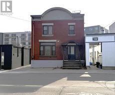790 BRONSON AVENUE  Ottawa, ON K1S 4G4