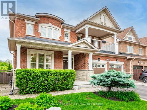 31 ROUTLEDGE DRIVE  Richmond Hill, ON L4E 0C4