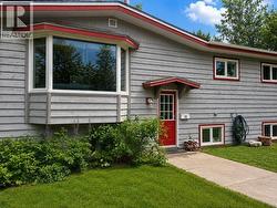 15 BOXWOOD CRESCENT Whitehorse, YT Y1A 5L4
