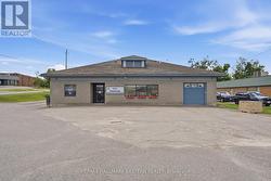 385 LANSDOWNE STREET E Peterborough (Ashburnham Ward 4), ON K9L 2A3