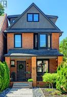 157 RANLEIGH AVENUE Toronto, ON M4N 1X2