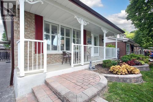 10 CALAIS STREET  Whitby, ON L1N 5M1