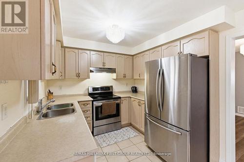 32 Samandria Avenue, Whitby, ON 