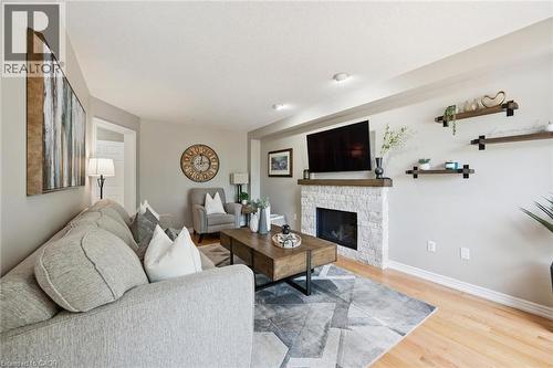 79 Wadsworth Crescent, Cambridge, ON - Indoor Photo Showing Living Room With Fireplace