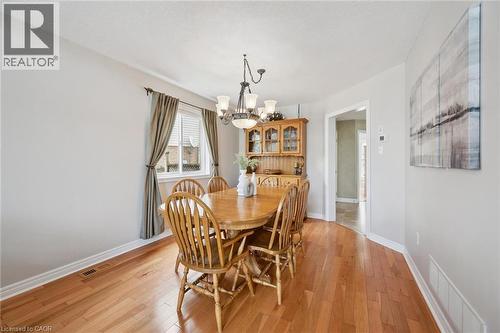 79 Wadsworth Crescent, Cambridge, ON - Indoor Photo Showing Dining Room