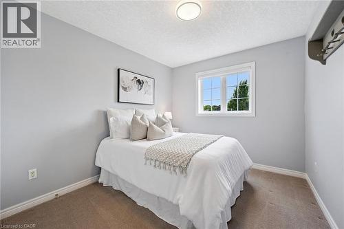 79 Wadsworth Crescent, Cambridge, ON - Indoor Photo Showing Bedroom