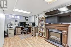 Office, den, extra room many possibilities - 